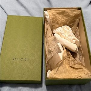 Gucci Olive Green Box with Cream Tissue